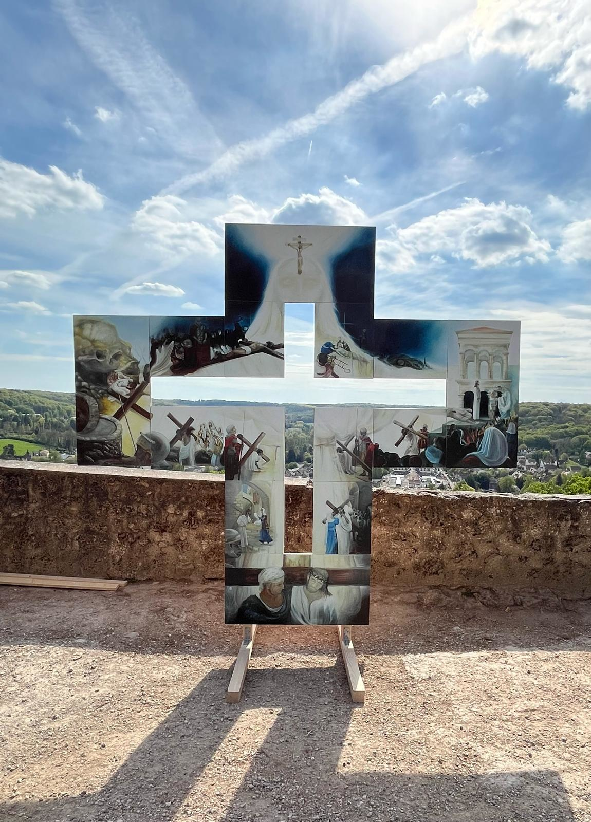 Station 15 du Chemin de croix itinérant des enfants Station 15 du Chemin de croix itinérant des enfants