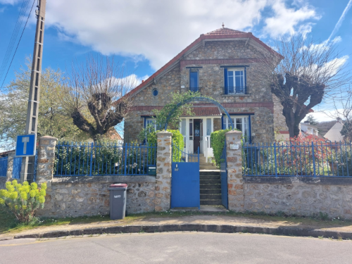 Villa en meulière en hiver